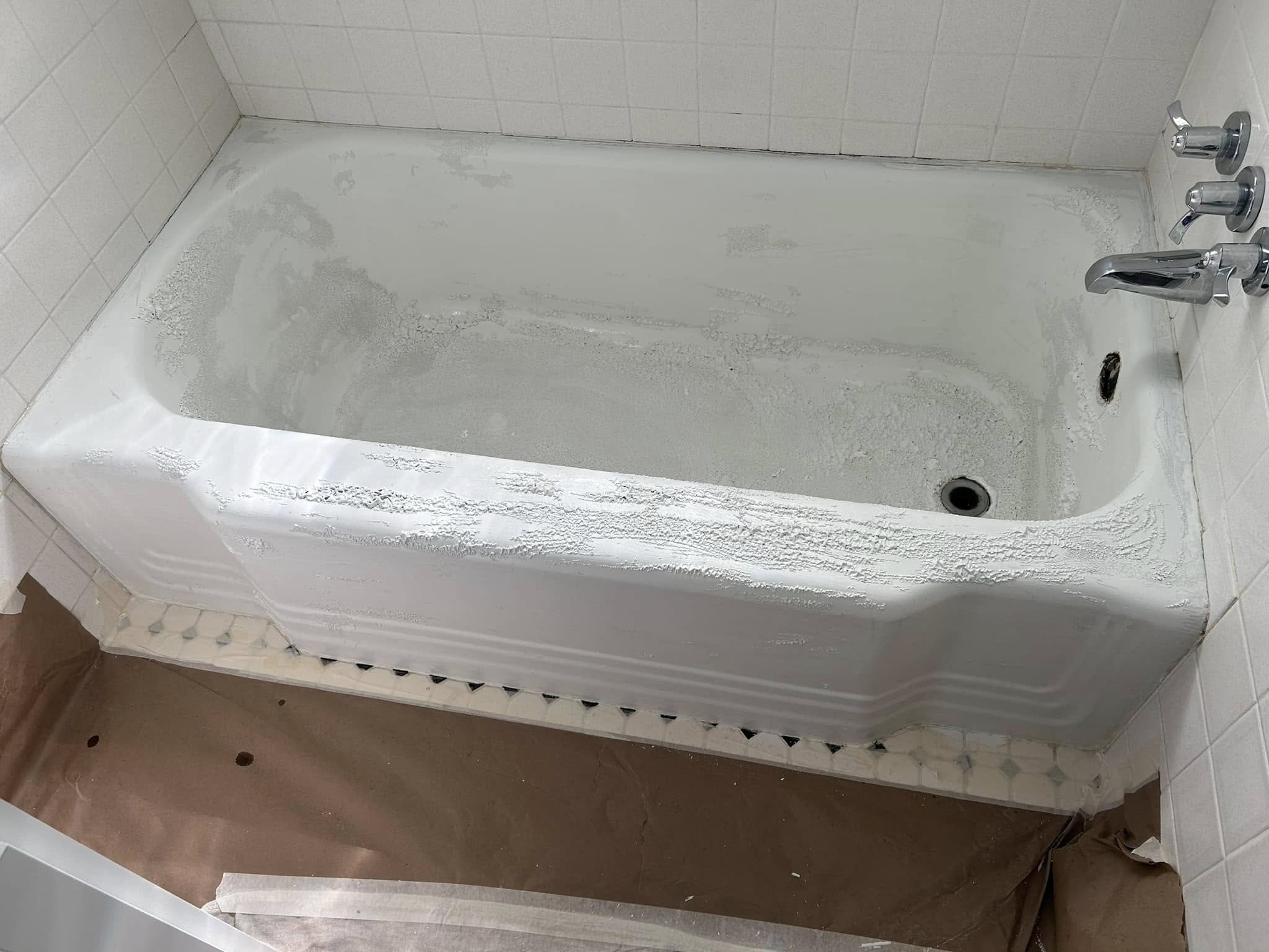 Bathtub 5 before refinishing