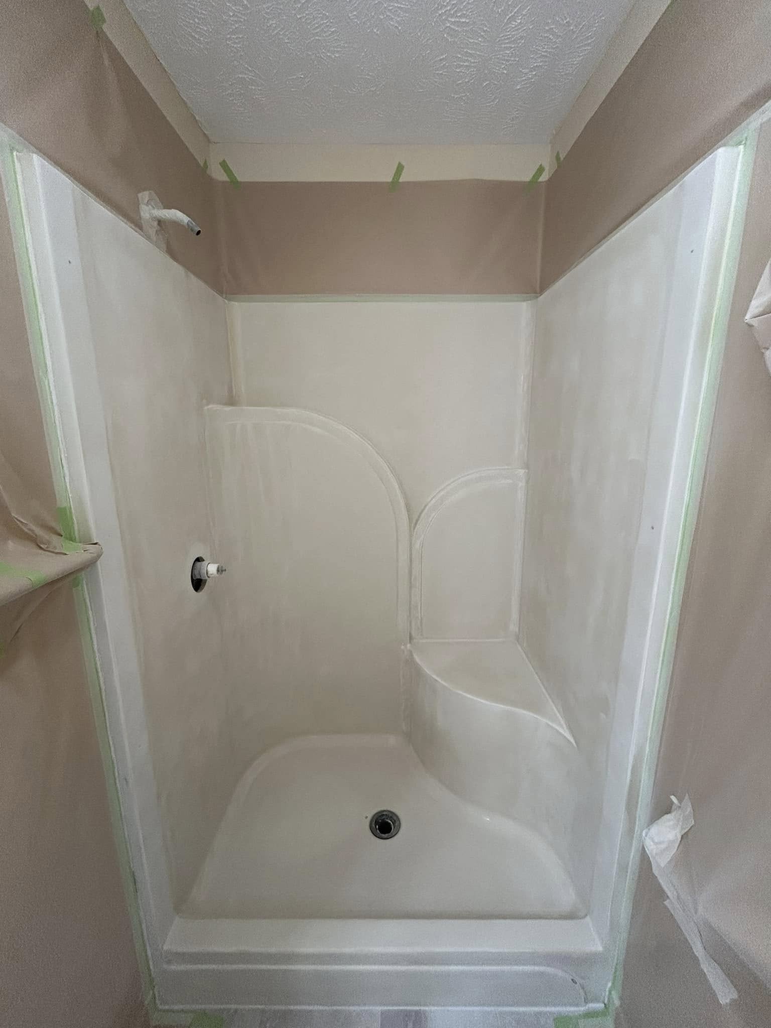 Shower 1 before refinishing